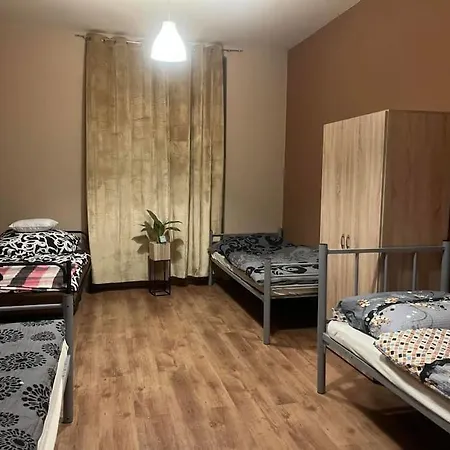 Byt 3+1 S Dvemi Kuchynmi Апартаменты Прага